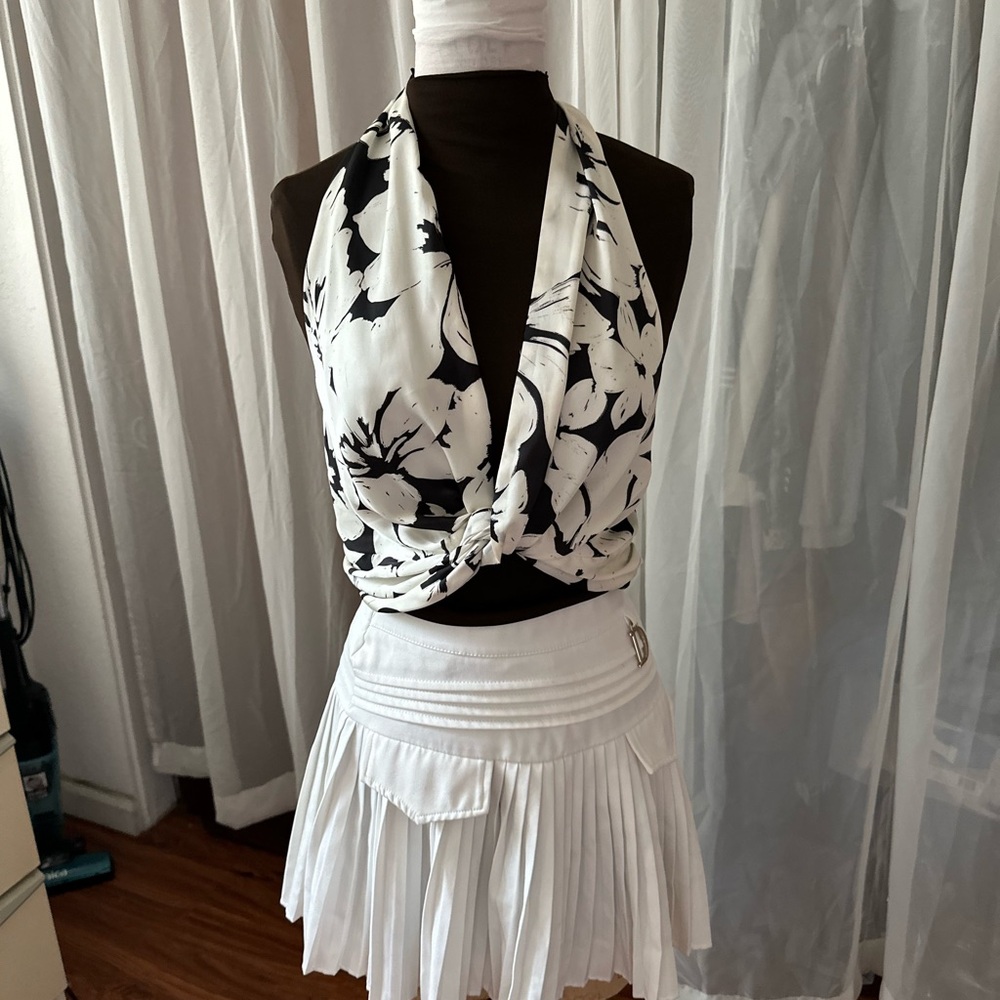 Zara Black and White Floral Crop Top